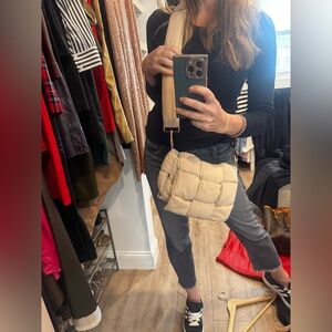 Quilted puffer Nylon Crossbody Bag Puffer Purse for Women Lightweight adjustable